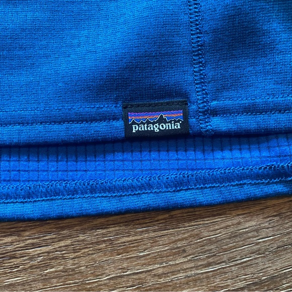 Patagonia Base Layer - Picture 4 of 6